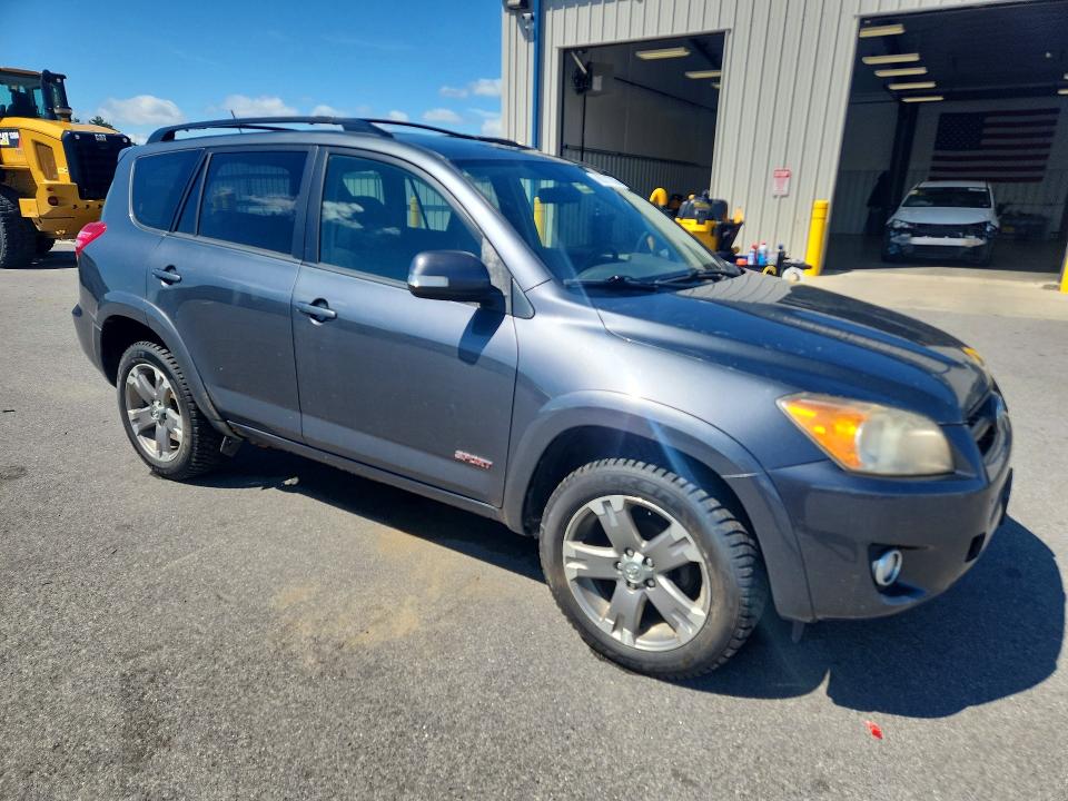 Photo 4 from auction – 2011 TOYOTA RAV4 with VIN JTMRF4DV1B5037762