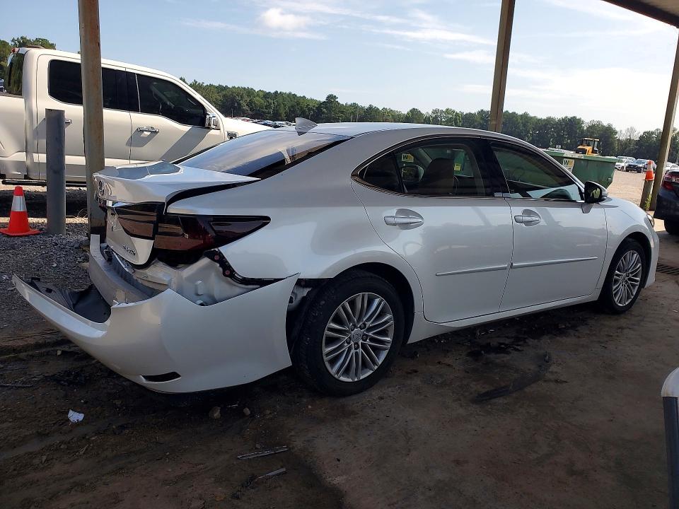 Photo 3 from auction – 2016 LEXUS ES with VIN JTHBK1GG8G2222052