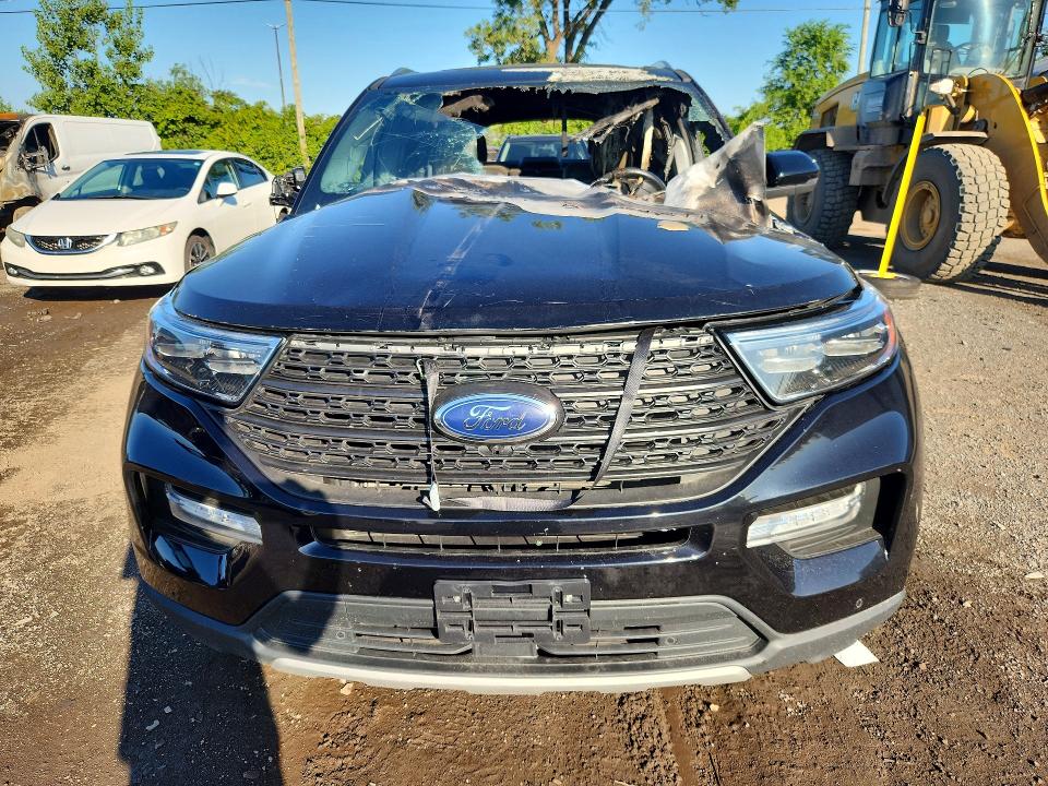 Photo 5 from auction – 2022 FORD EXPLORER with VIN 1FMSK8FH7NGA85900