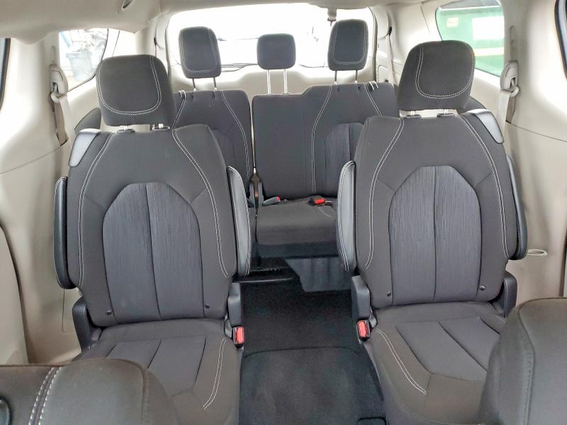 Photo 10 from auction – 2024 CHRYSLER VOYAGER with VIN 2C4RC1CG5RR106900