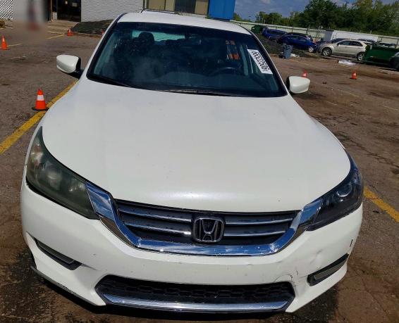 Photo 5 from auction – 2014 HONDA ACCORD with VIN 1HGCR2F52EA212189