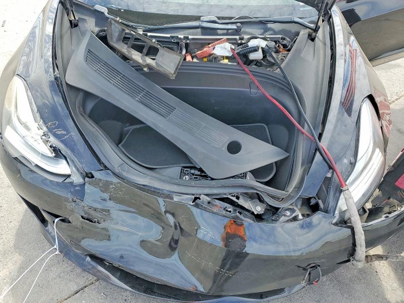 Photo 11 from auction – 2018 TESLA MODEL 3 with VIN 5YJ3E1EB5JF144273