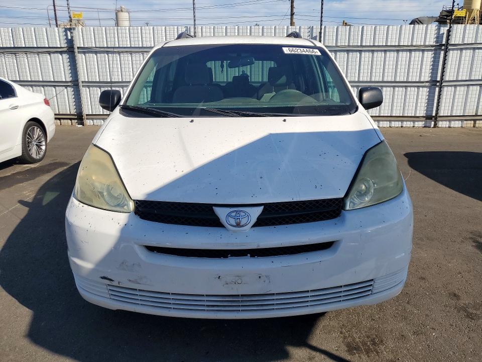 Photo 5 from auction – 2004 TOYOTA SIENNA with VIN 5TDZA23CX4S042247