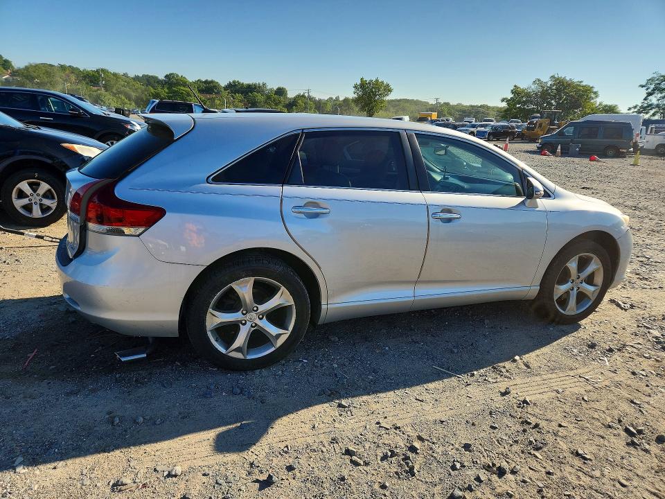 Photo 3 from auction – 2013 TOYOTA VENZA with VIN 4T3ZK3BB4DU053870