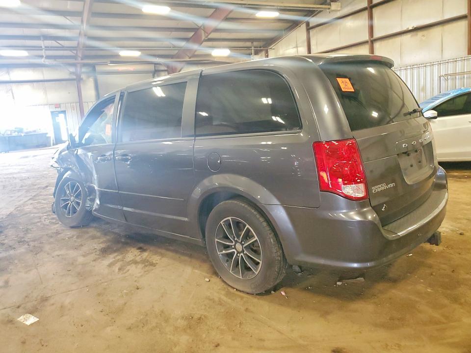 Photo 2 from auction – 2017 DODGE GRAND CARAVAN with VIN 2C4RDGEG2HR615855