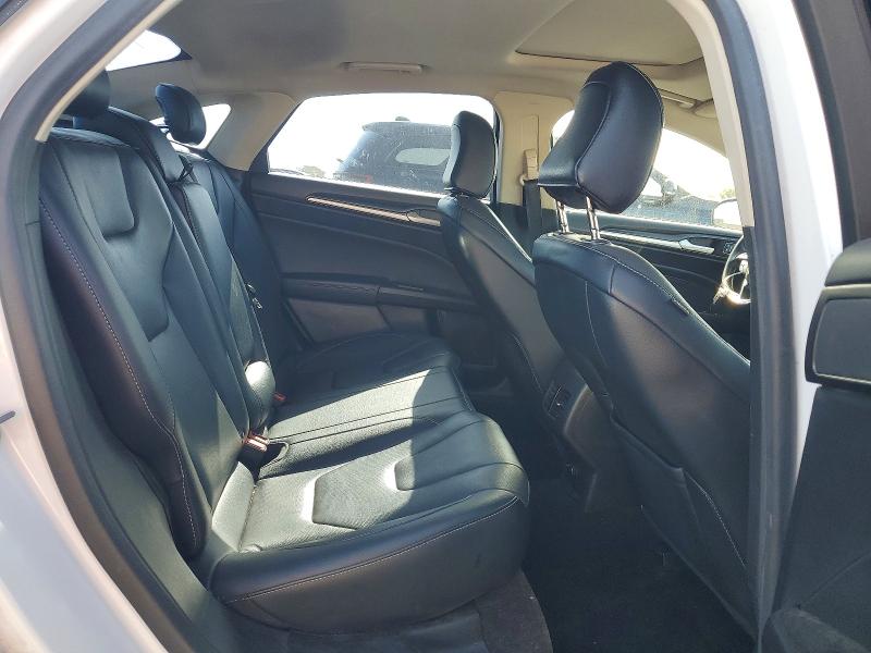 Photo 10 from auction – 2020 FORD FUSION with VIN 3FA6P0D95LR118344