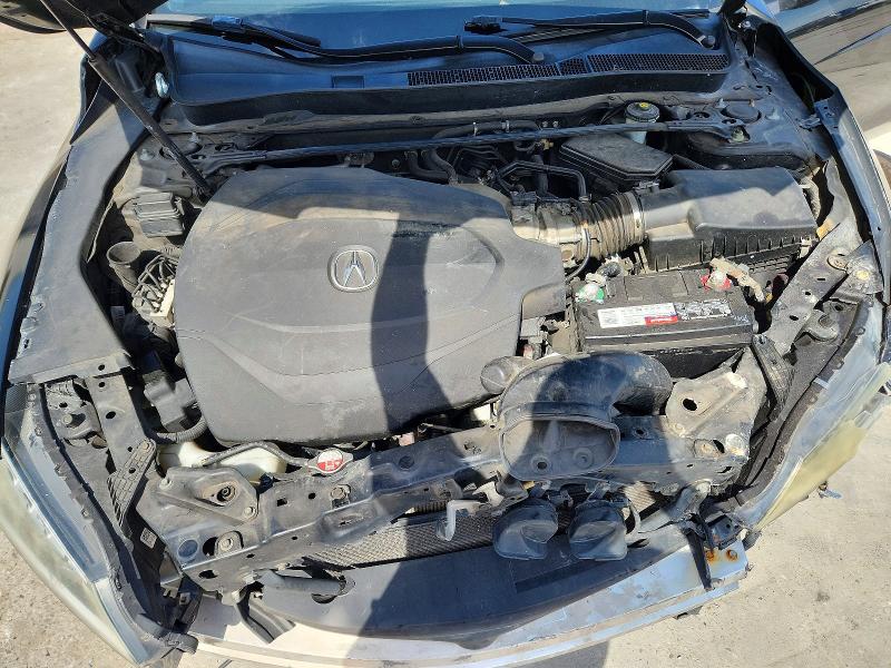 Photo 11 from auction – 2017 ACURA TLX with VIN 19UUB3F54HA002860