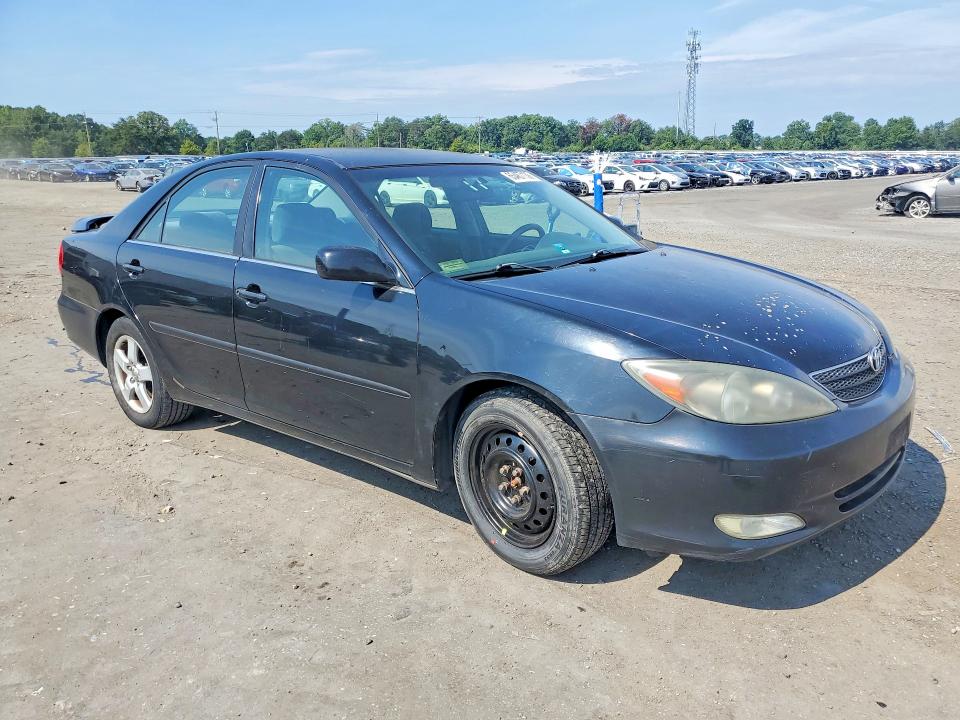 Photo 4 from auction – 2002 TOYOTA CAMRY with VIN 4T1BE32K72U029772