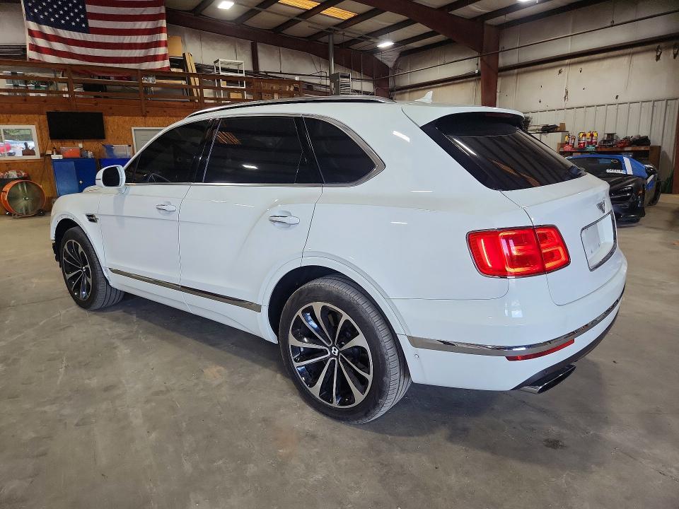 Foto 2 de la subasta – 2017 BENTLEY BENTAYGA con VIN SJAAC2ZV7HC014401