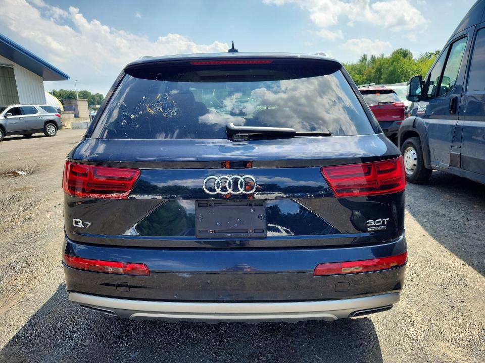 Photo 6 from auction – 2017 AUDI Q7 with VIN WA1LABF7XHD021950