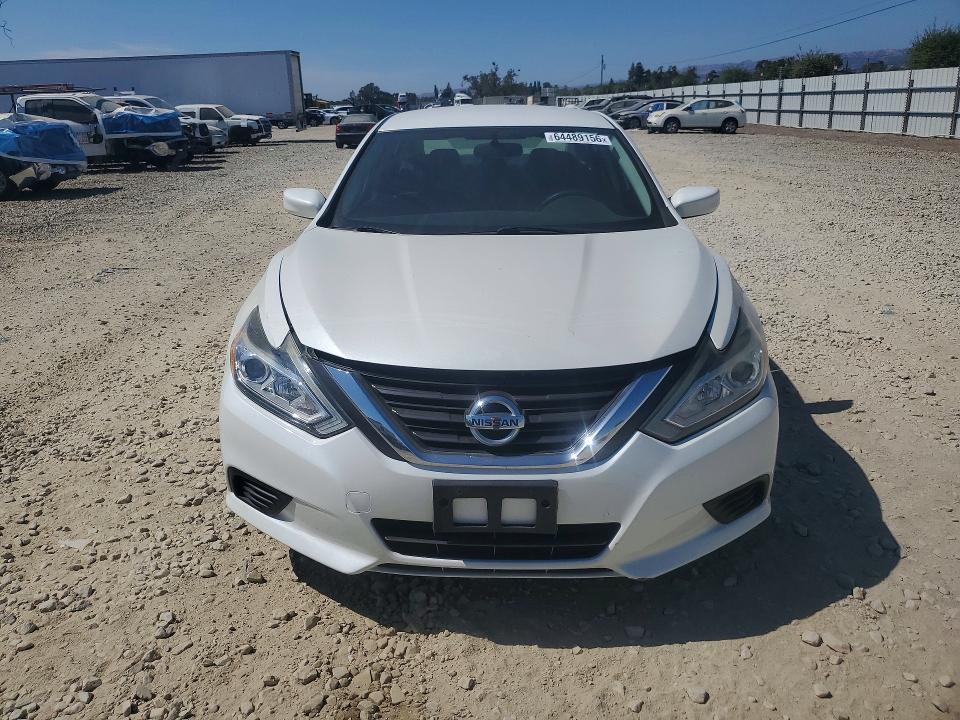 Photo 5 from auction – 2016 NISSAN ALTIMA with VIN 1N4AL3AP5GC179711