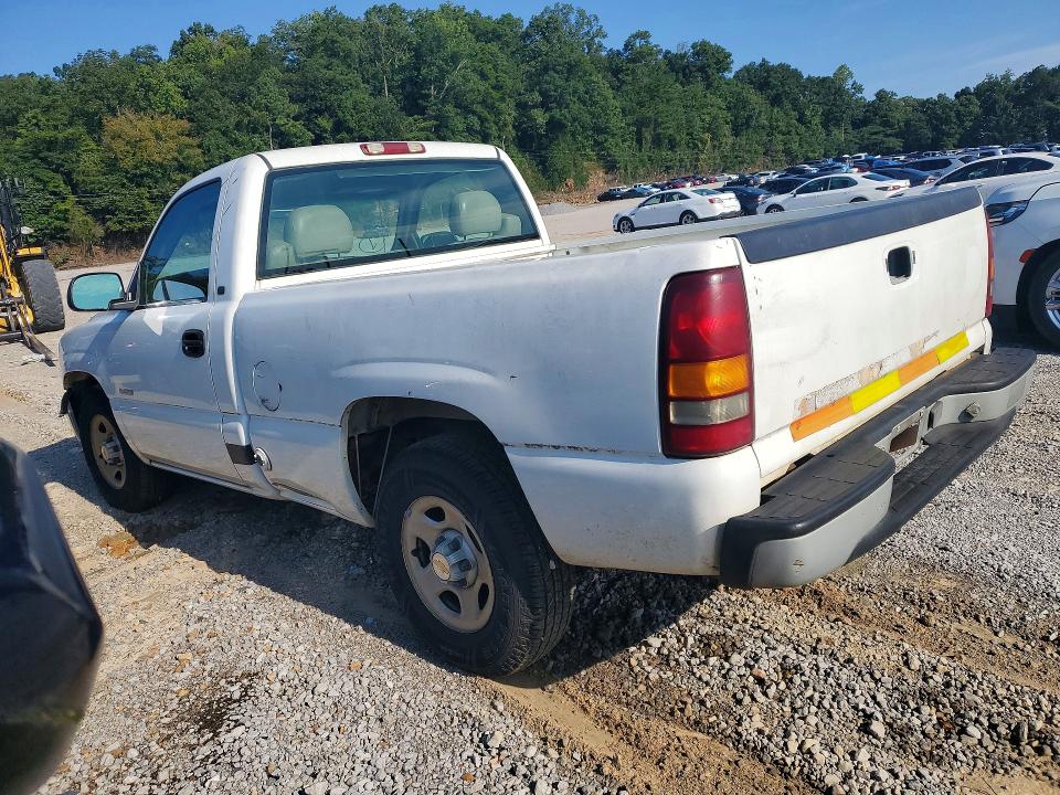 Photo 2 from auction – 2001 CHEVROLET SILVERADO with VIN 1GCEC14W61Z300494