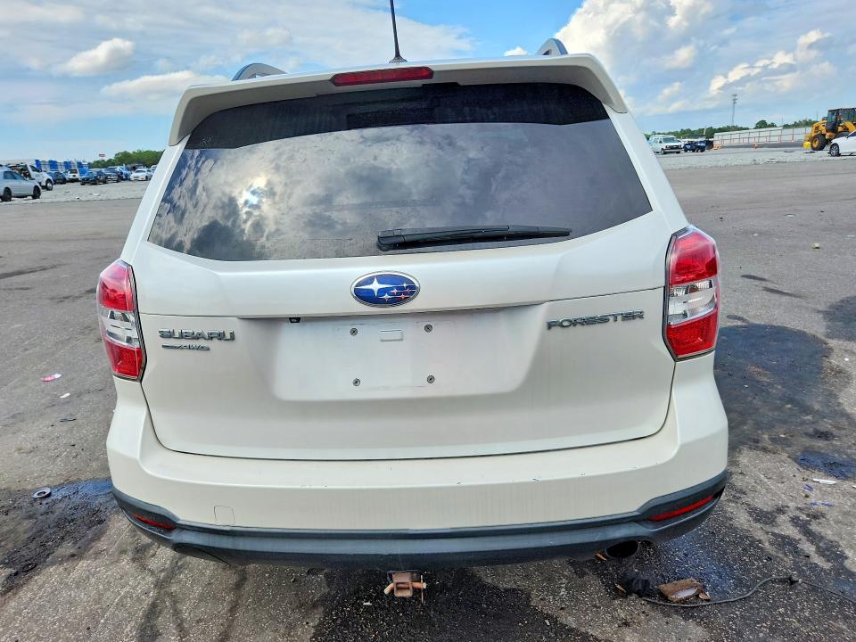Photo 6 from auction – 2014 SUBARU FORESTER with VIN JF2SJAPC2EH422695