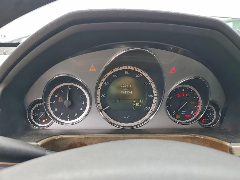 Photo 9 from auction – 2010 MERCEDES-BENZ E with VIN WDDHF8HB0AA166736