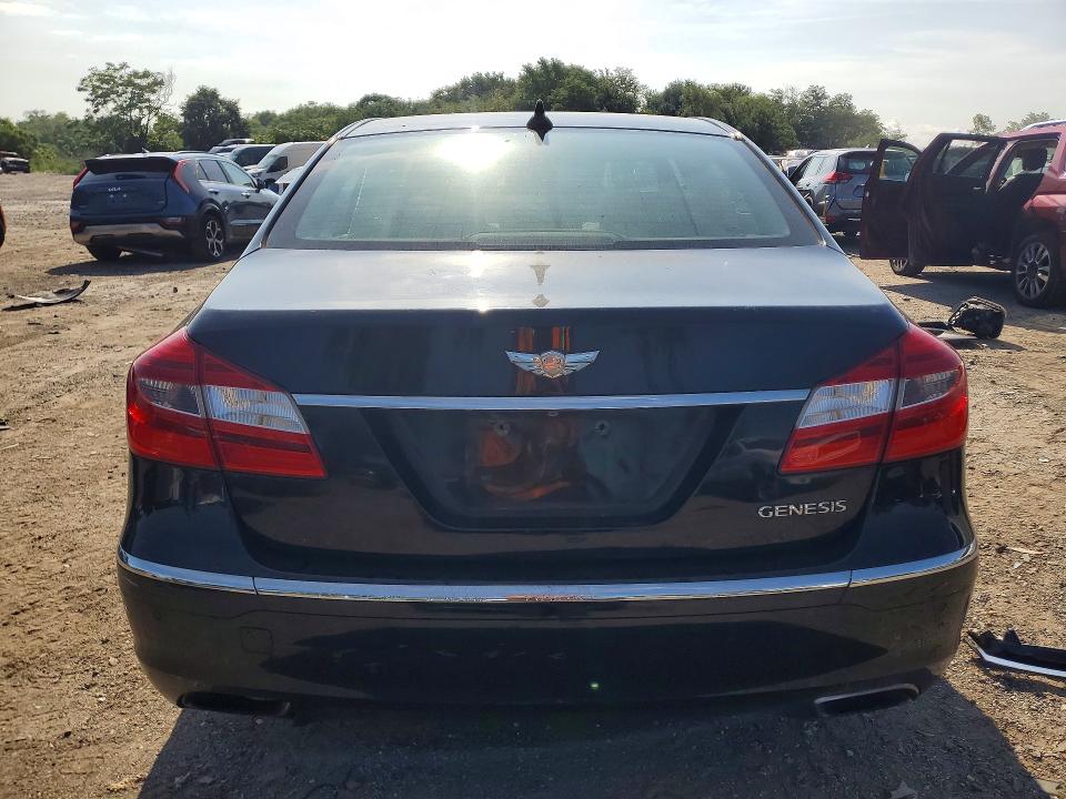 Photo 6 from auction – 2012 HYUNDAI GENESIS with VIN KMHGC4DD1CU167793