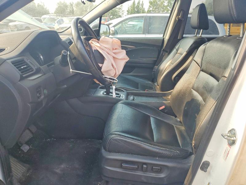 Photo 7 from auction – 2017 HONDA PILOT with VIN 5FNYF6H5XHB015834