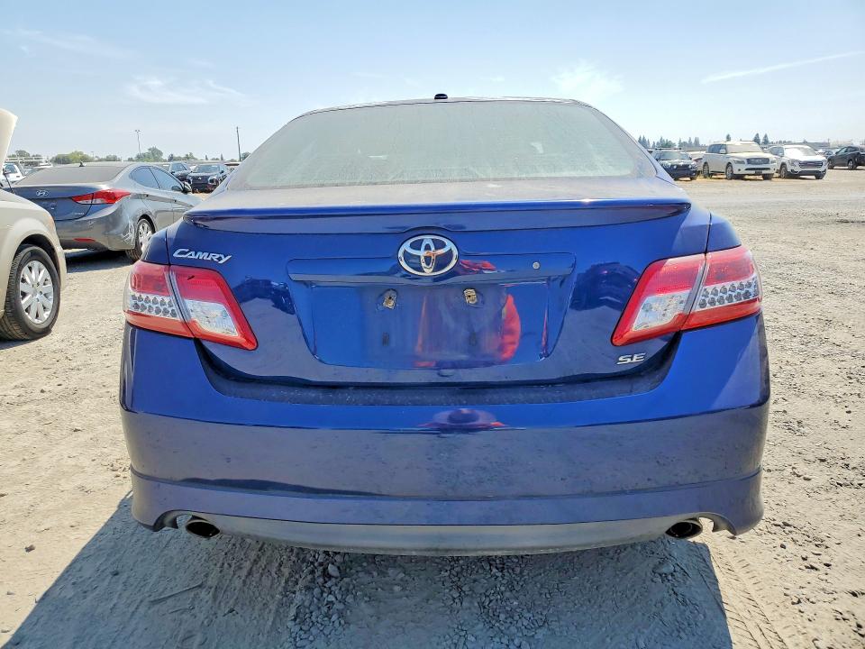 Photo 6 from auction – 2011 TOYOTA CAMRY with VIN 4T1BF3EK6BU674132