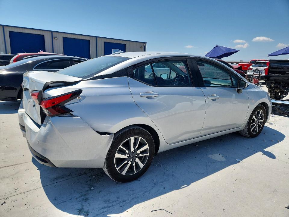 Photo 3 from auction – 2025 NISSAN VERSA with VIN 3N1CN8EV4SL833519