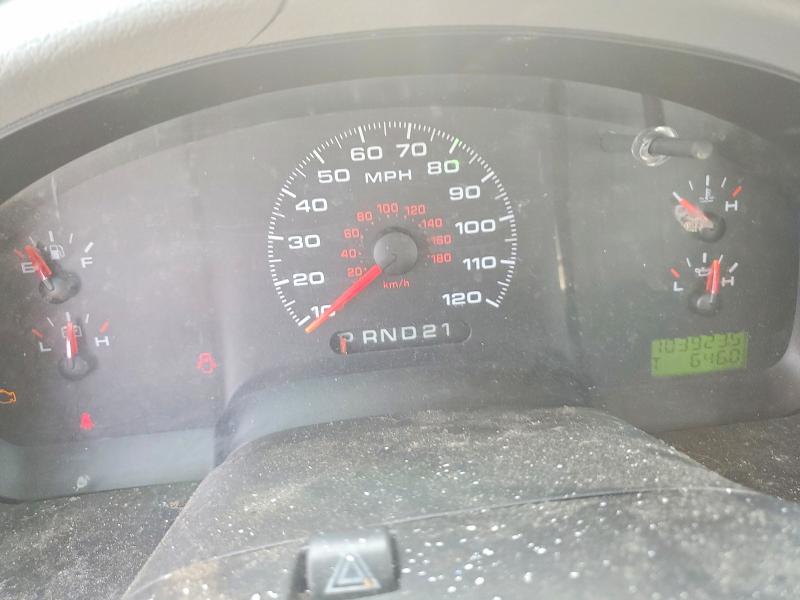 Photo 9 from auction – 2005 FORD F150 with VIN 1FTRF12255NB84114