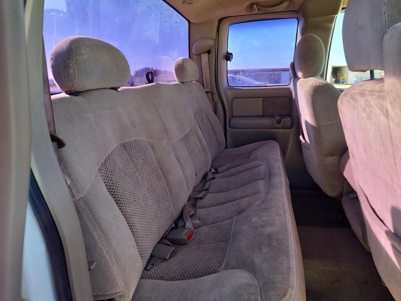 Photo 10 from auction – 2001 CHEVROLET SILVERADO with VIN 2GCEC19V811114464
