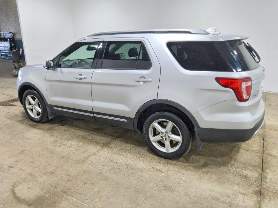 Photo 2 from auction – 2017 FORD EXPLORER with VIN 1FM5K8DH0HGD82639