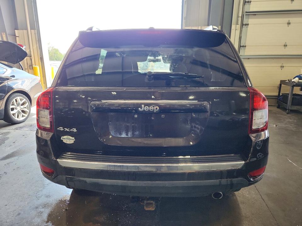 Photo 6 from auction – 2014 JEEP COMPASS with VIN 1C4NJDCB1ED831997