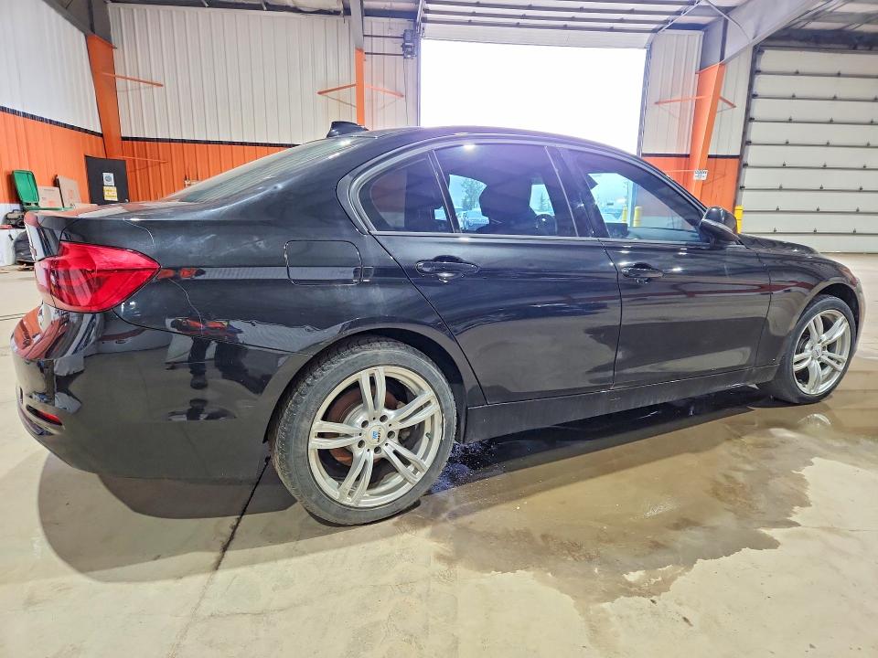 Photo 3 from auction – 2018 BMW 330 with VIN WBA8D9C50JA614946