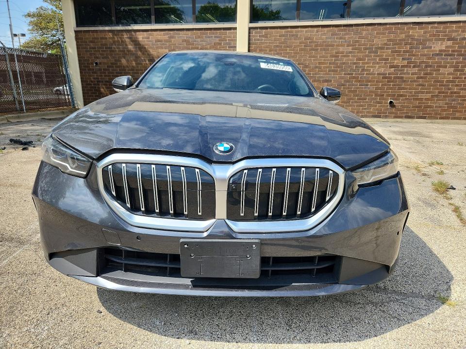 Photo 5 from auction – 2025 BMW 530 with VIN WBA53FJ04SCT87763