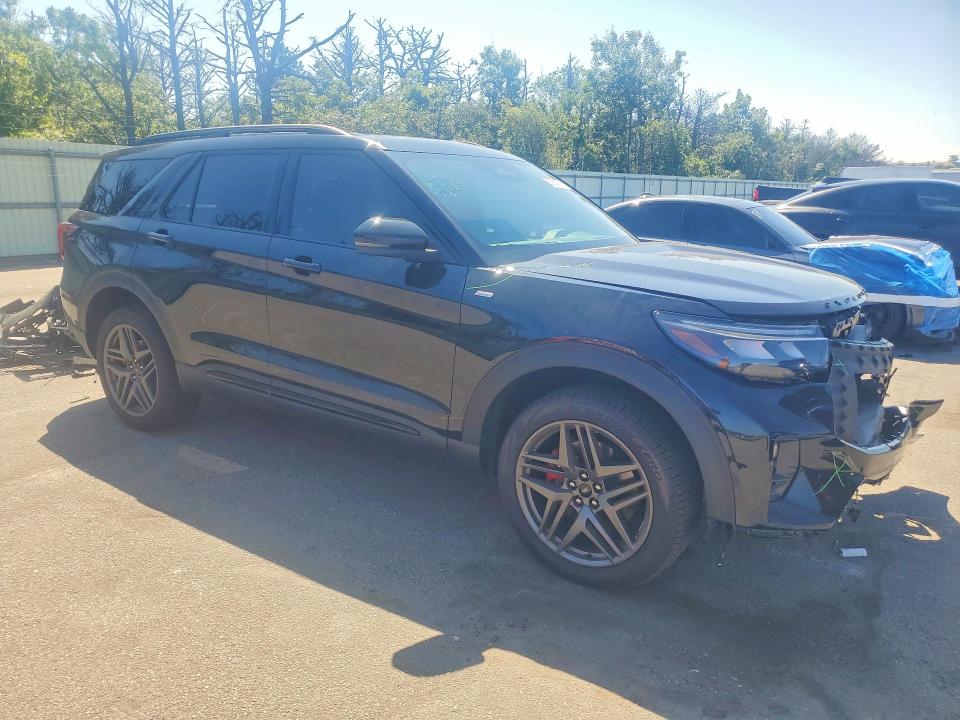 Photo 4 from auction – 2025 FORD EXPLORER with VIN 1FMUK8KHXSGB83734