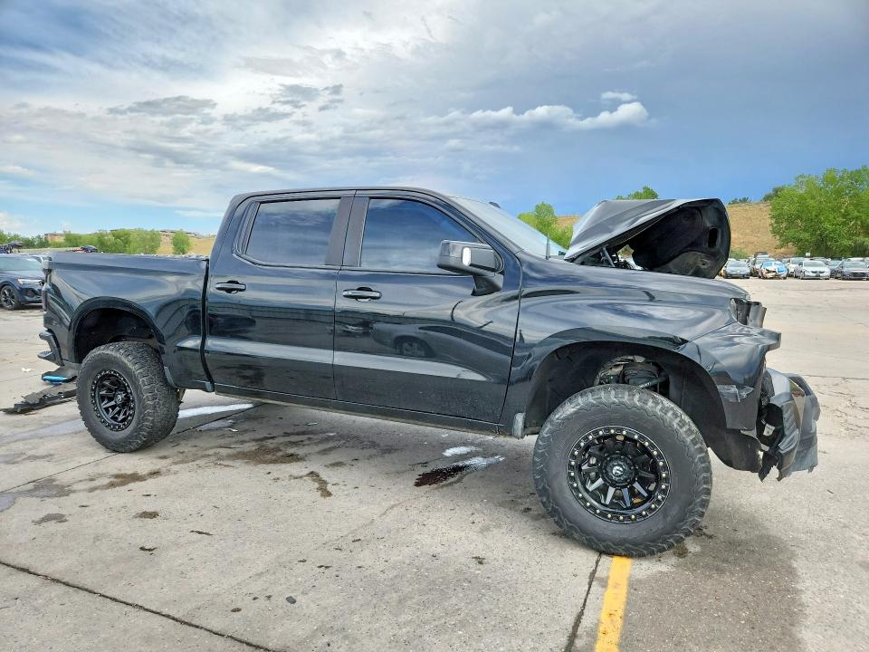 Снимка 4 от търг – 2021 CHEVROLET SILVERADO с VIN 3GCPYFEL4MG142995
