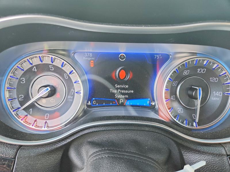 Foto 9 de la subasta – 2021 CHRYSLER 300 con VIN 2C3CCABG8MH640743