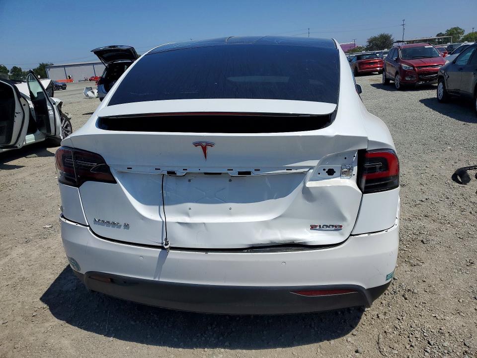 Zdjęcie 6 z aukcji – 2020 TESLA MODEL X z VIN 5YJXCDE25LF303711
