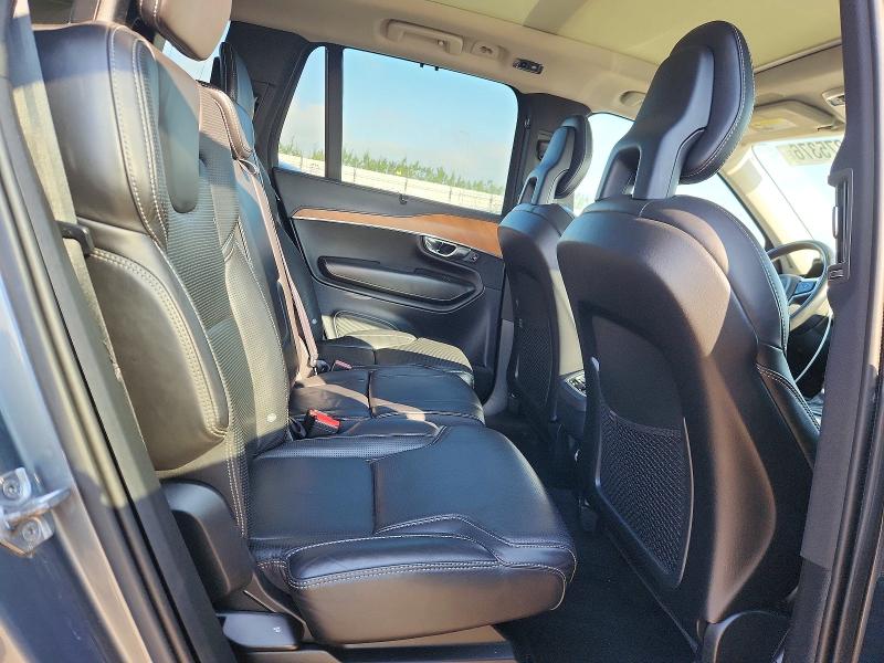 Photo 11 from auction – 2016 VOLVO XC90 with VIN YV4A22PL3G1086674