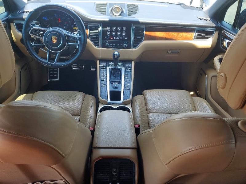 Photo 8 from auction – 2017 PORSCHE MACAN with VIN WP1AA2A58HLB02789