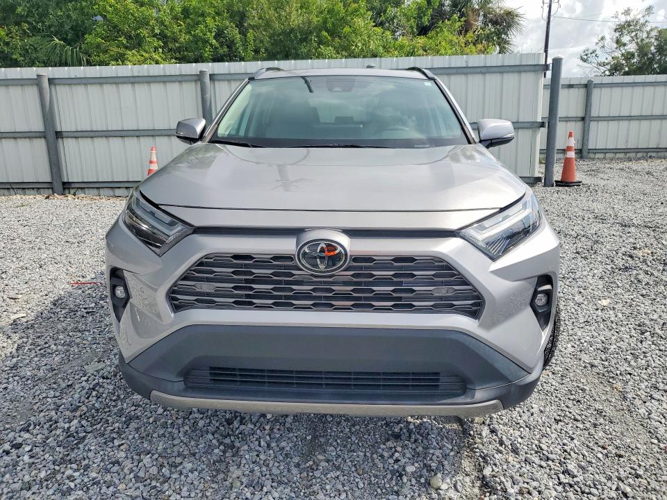Photo 5 from auction – 2023 TOYOTA RAV4 with VIN 2T3Y1RFV4PC231594
