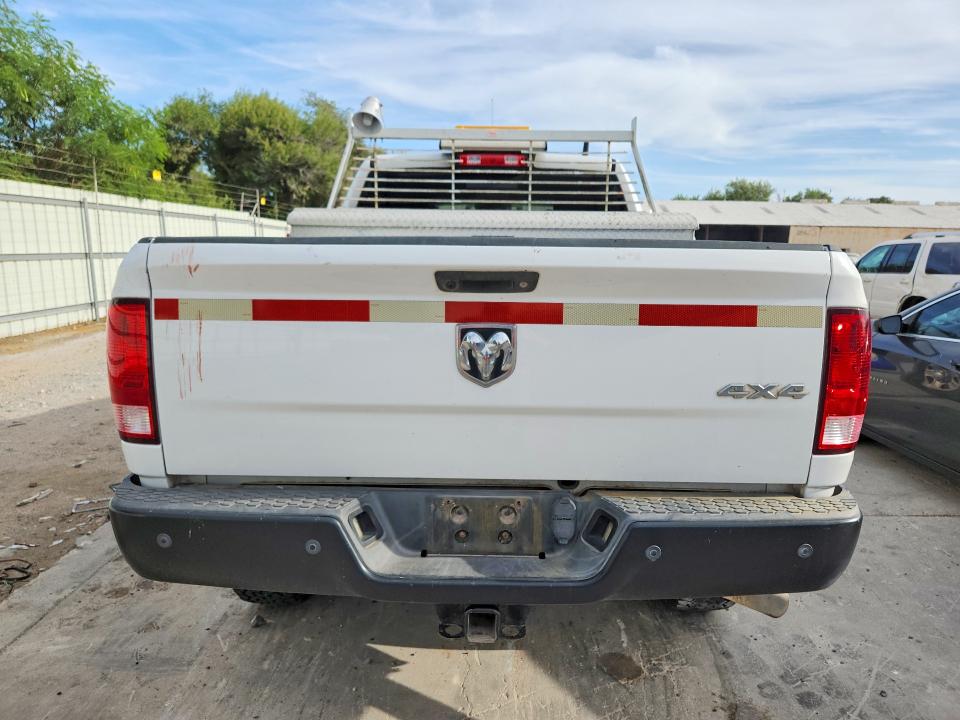Photo 6 from auction – 2016 RAM 2500 with VIN 3C6UR5CJ8GG342513