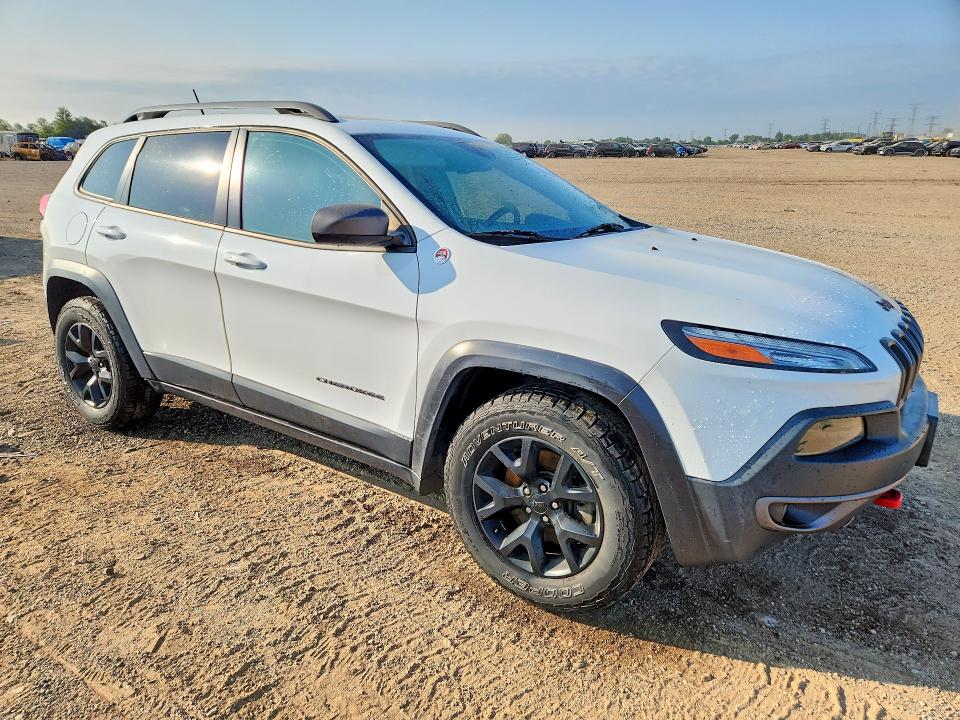 Zdjęcie 4 z aukcji – 2015 JEEP CHEROKEE z VIN 1C4PJMBS6FW604689