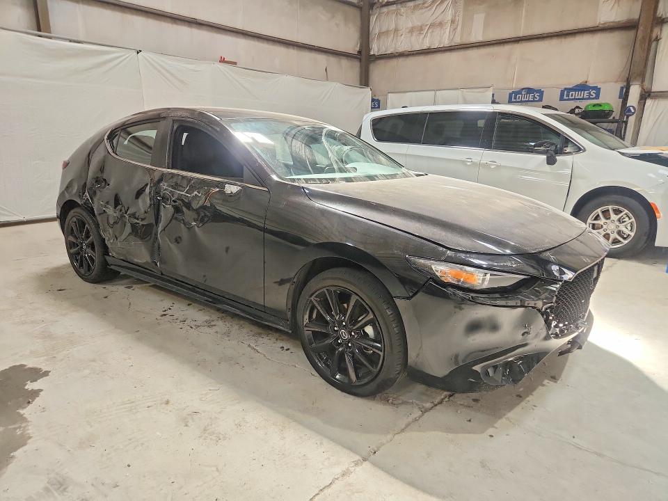Photo 4 from auction – 2026 MAZDA 3 with VIN JM1BPAKL6T1853776