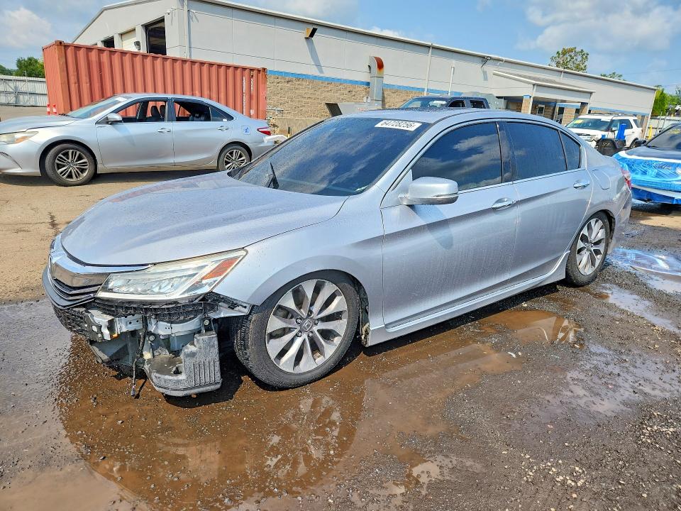 Photo 1 from auction – 2017 HONDA ACCORD with VIN 1HGCR3F93HA035343