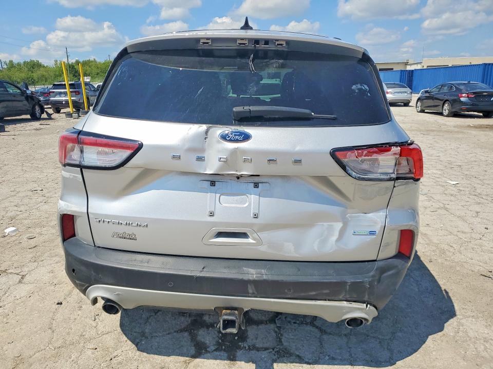 Photo 6 from auction – 2020 FORD ESCAPE with VIN 1FMCU9J9XLUA73274