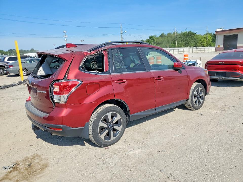Photo 3 from auction – 2018 SUBARU FORESTER with VIN JF2SJAJC6JH527436