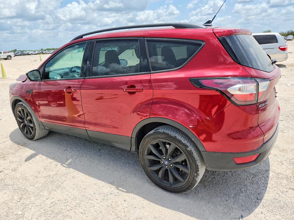 Photo 2 from auction – 2018 FORD ESCAPE with VIN 1FMCU0HD1JUC34369