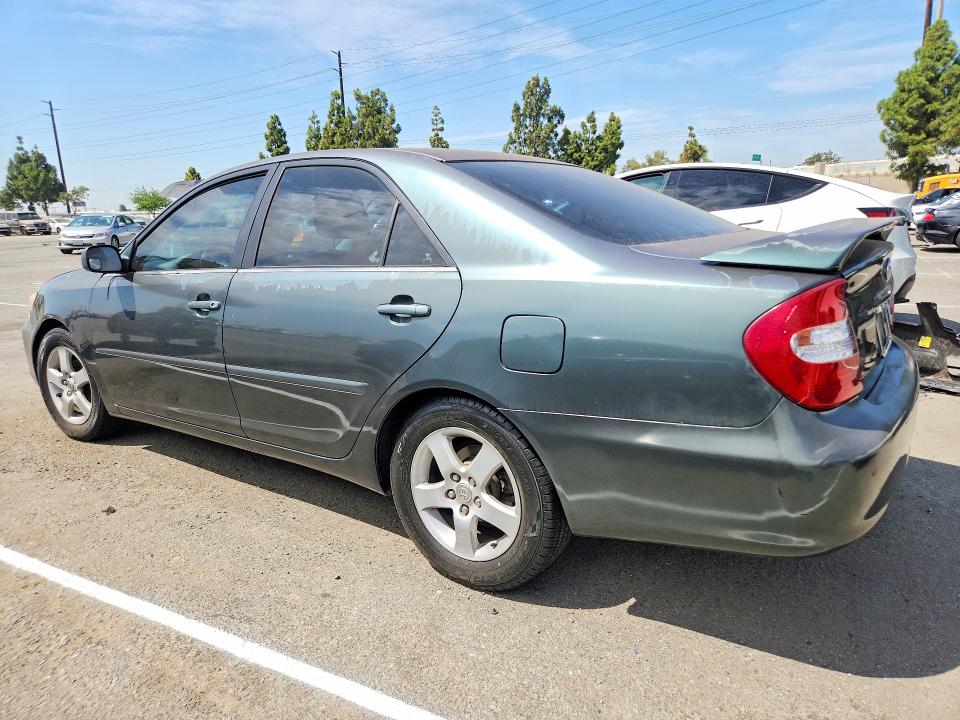Photo 2 from auction – 2003 TOYOTA CAMRY with VIN 4T1BE32K33U643011