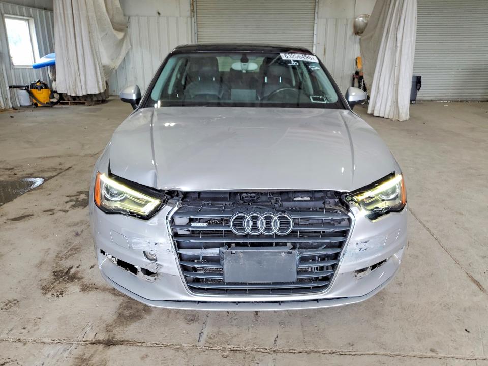 صورة رقم 5 من المزاد - 2015 AUDI A3 مع VIN WAUBFGFF3F1008279
