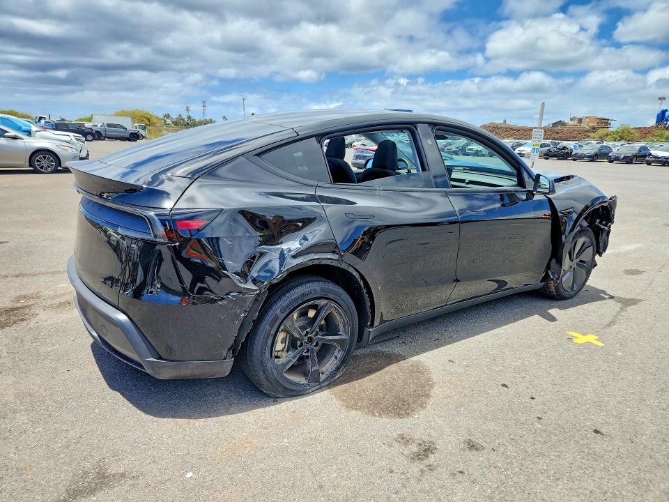 Фото 3 с аукциона – 2026 TESLA MODEL Y с VIN 7SAYGDED2TF429828