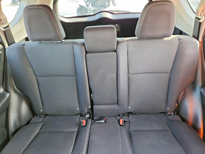 Photo 10 from auction – 2018 TOYOTA RAV4 with VIN 2T3RFREV8JW792278