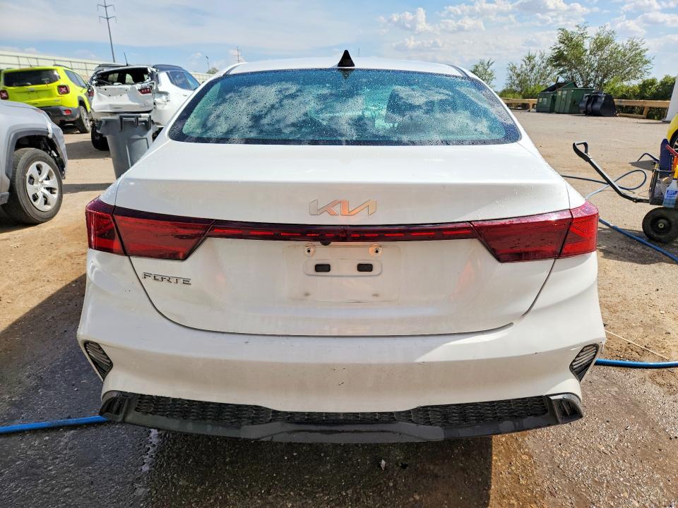 Photo 6 from auction – 2023 KIA FORTE with VIN 3KPF24AD2PE538066