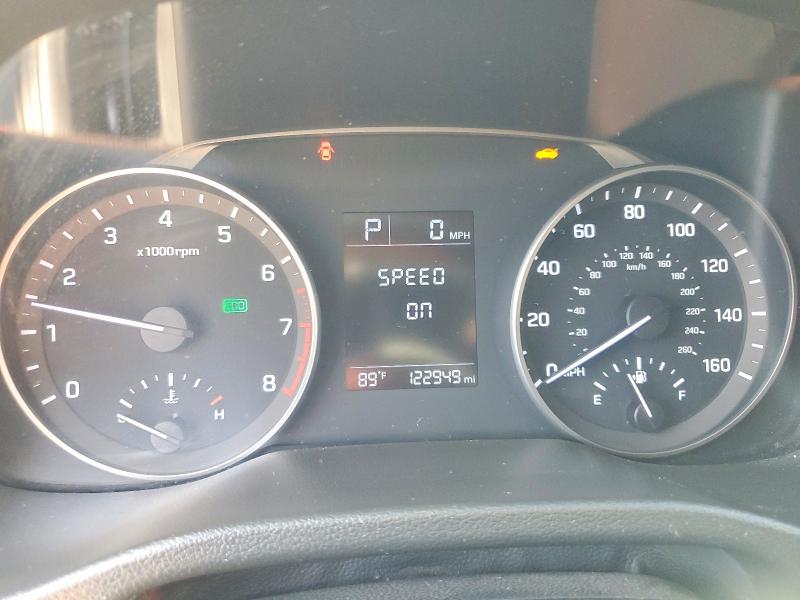 Photo 9 from auction – 2017 HYUNDAI ELANTRA with VIN 5NPD74LFXHH182406