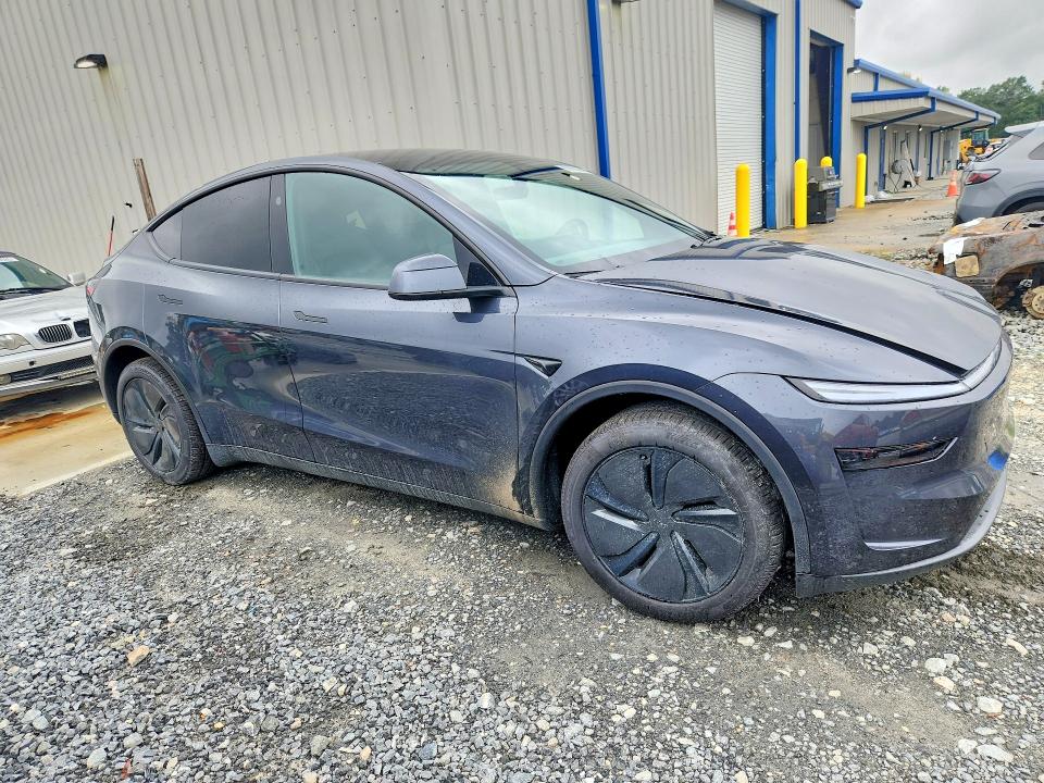 Фото 4 с аукциона – 2026 TESLA MODEL Y с VIN 7SAYGDEE1TA694116