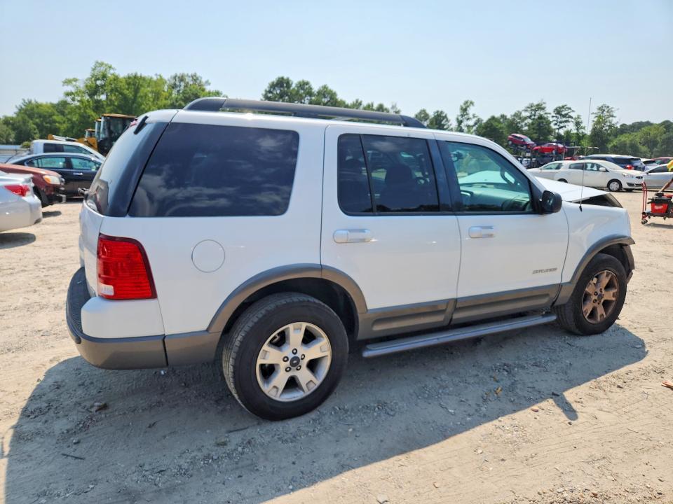 Photo 3 from auction – 2005 FORD EXPLORER with VIN 1FMZU63K55UB90983